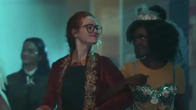 Madelaine Petsch and Ashleigh Murray as young Penelope and Sierra