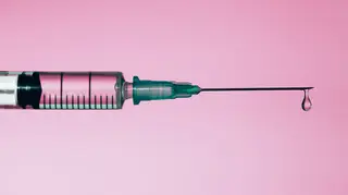 Woman reports being spiked with needle in nightclub