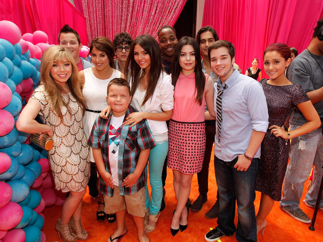 The iCarly and Victorious casts unite on the red carpet