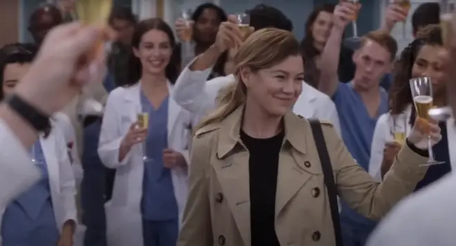 Meredith briefly stops by her leaving party before getting on a plane to Boston