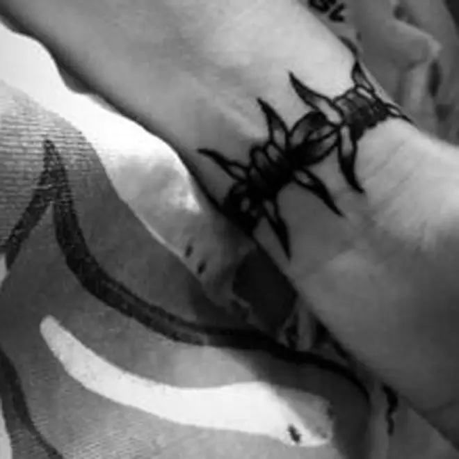 Halsey's Barbed Wire Tattoo.
